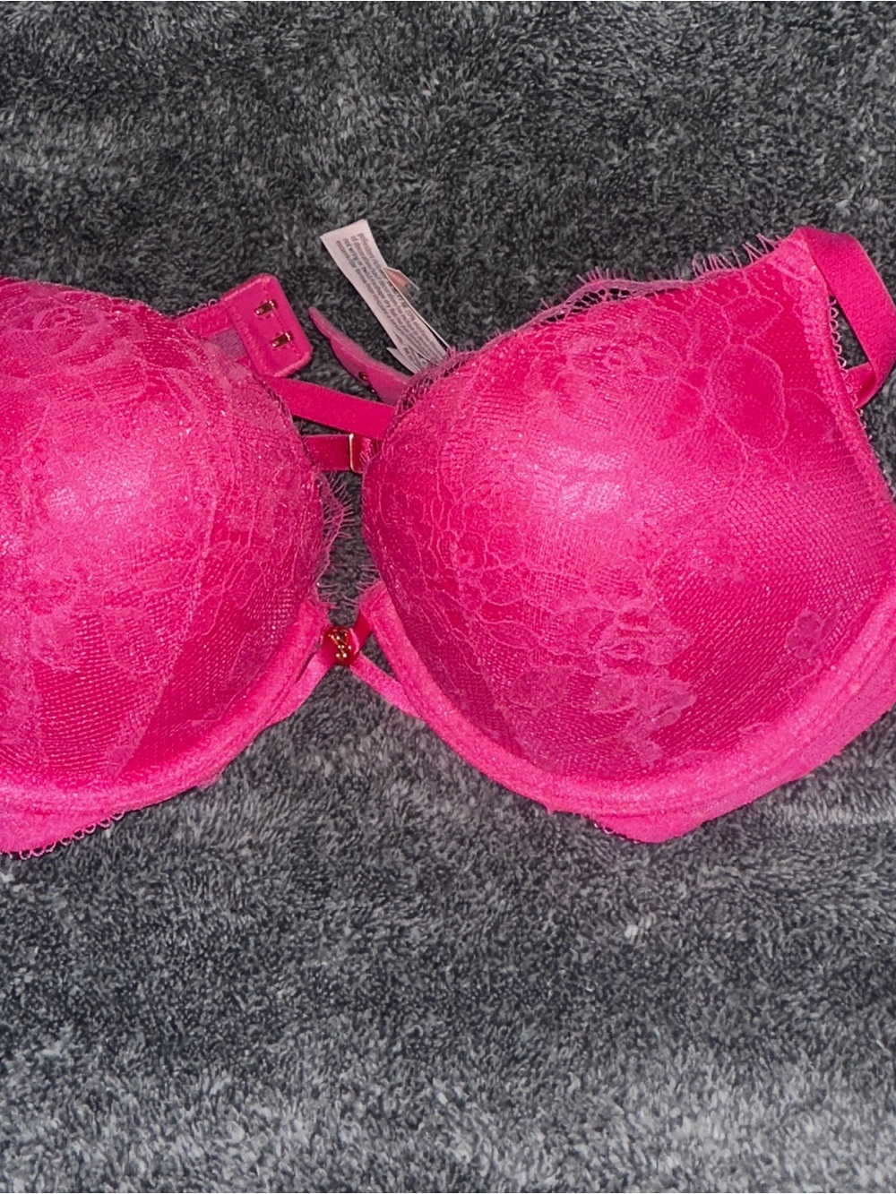 Victoria's Secret Fuchsia Lace Push-Up Bra